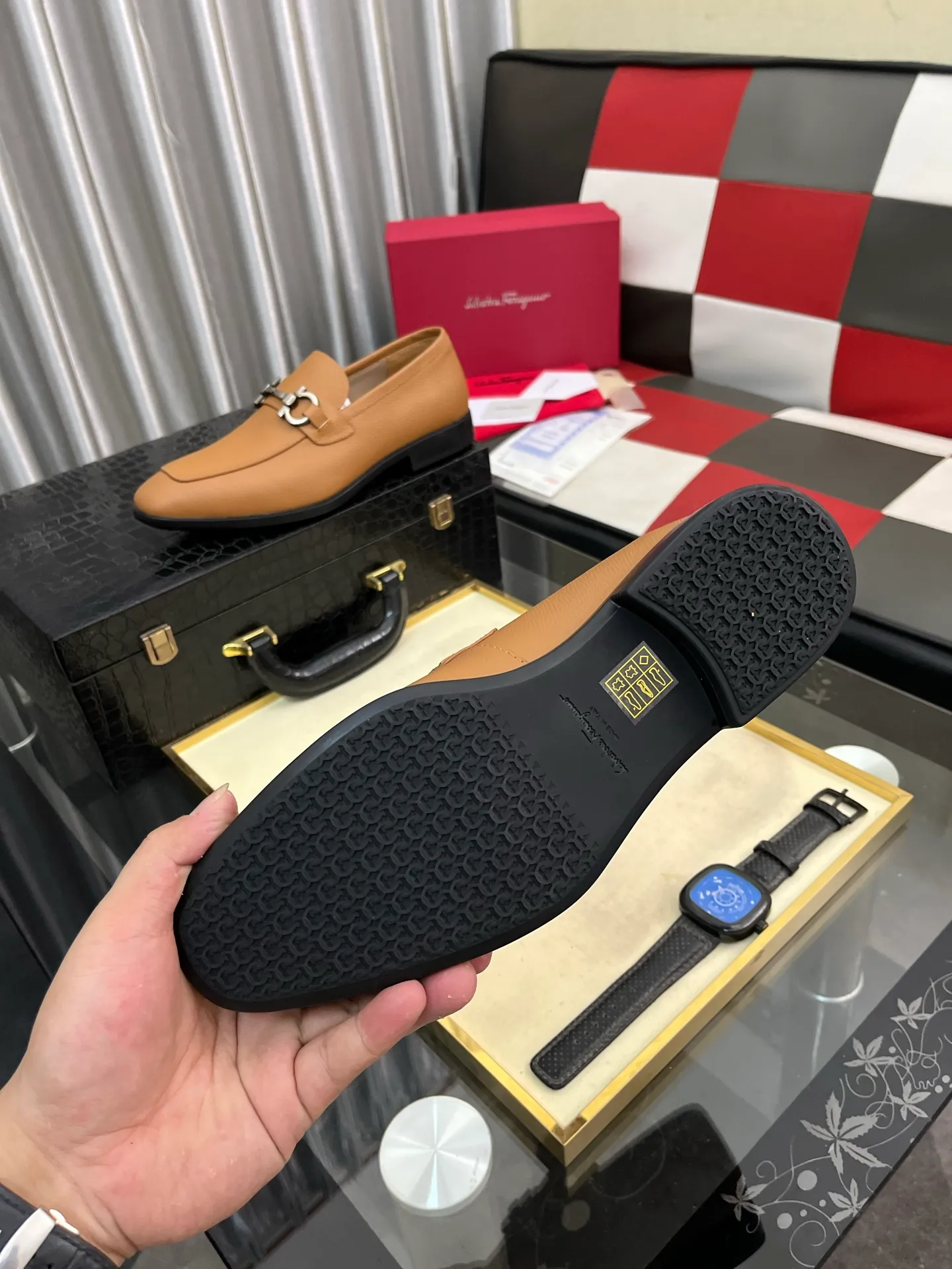 Men's shoes 💰600⌚️⌚️[Salvatore Ferragamo] Ferragamo business leather shoes, 1:1 top purchasing quality, imported selected original calfskin for the uppers, imported original soft water-dyed cowhide for the inner feet, imported original customized Italian handmade lightweight foam outsole, size: 39-44 5️⃣ options available